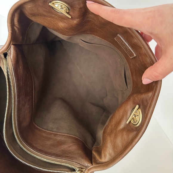 Louis Vuitton Limited Edition Paris Souple Whisper GM Tote - Picture 11 of 16